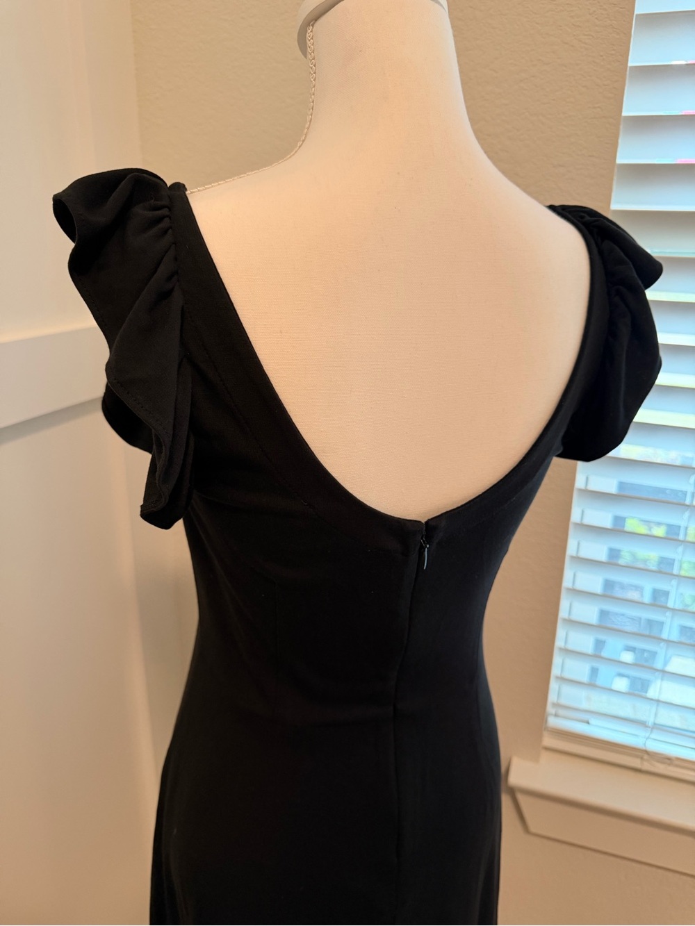 LOFT Black Flutter Sleeve Fit & Flare Dress – Size 6 - Picture 5 of 7